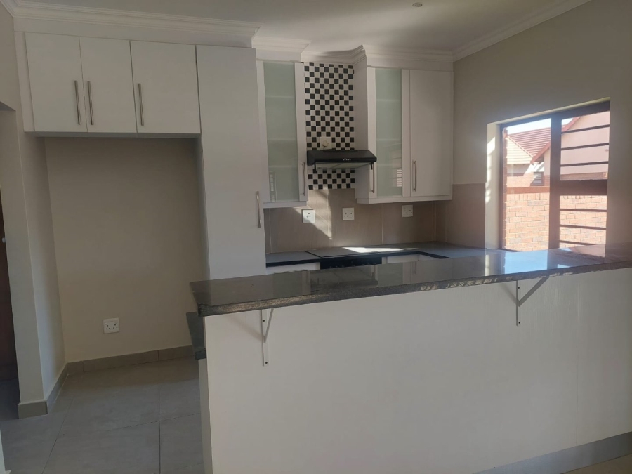 3 Bedroom Property for Sale in Wild Olive Estate Free State